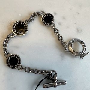Marc Jacob’s 7” bracelet black enamel and silver